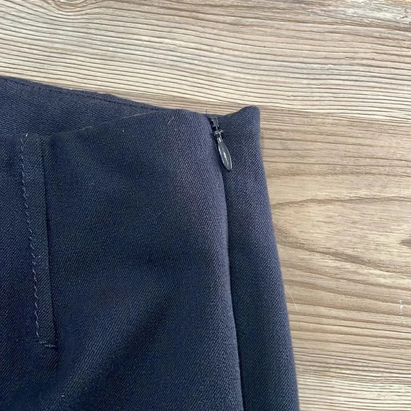 Talbots Refined Bi-stretch straight leg pants Trousers Navy Womens size 10P - Picture 9 of 12